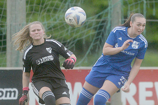 Frauen-Fußball: 1. FC Sarstedt gewinnt erwartungsgemäß